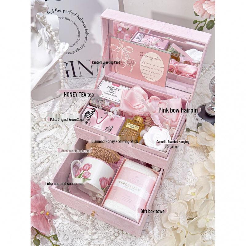 Elegant Bridesmaid Souvenir: Luxurious & Practical Gift Box for Your Best Friend - Perfect for Nurse's Day or As a Thank You Women's Gift.