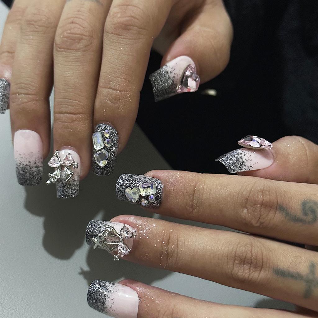 24Pcs Long Press On Nails With Glitter Diamond Pearl Bowknot And Crown Design Artificial Acrylic Fake Nail Tips