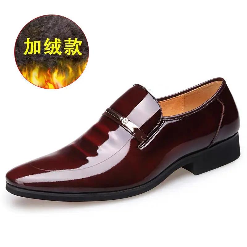 

2024 новые лакированные глянцевые мужские кожаные туфли для повседневного и делового ношения, высококачественные банкетные и свадебные официальные кожаные туфли 44