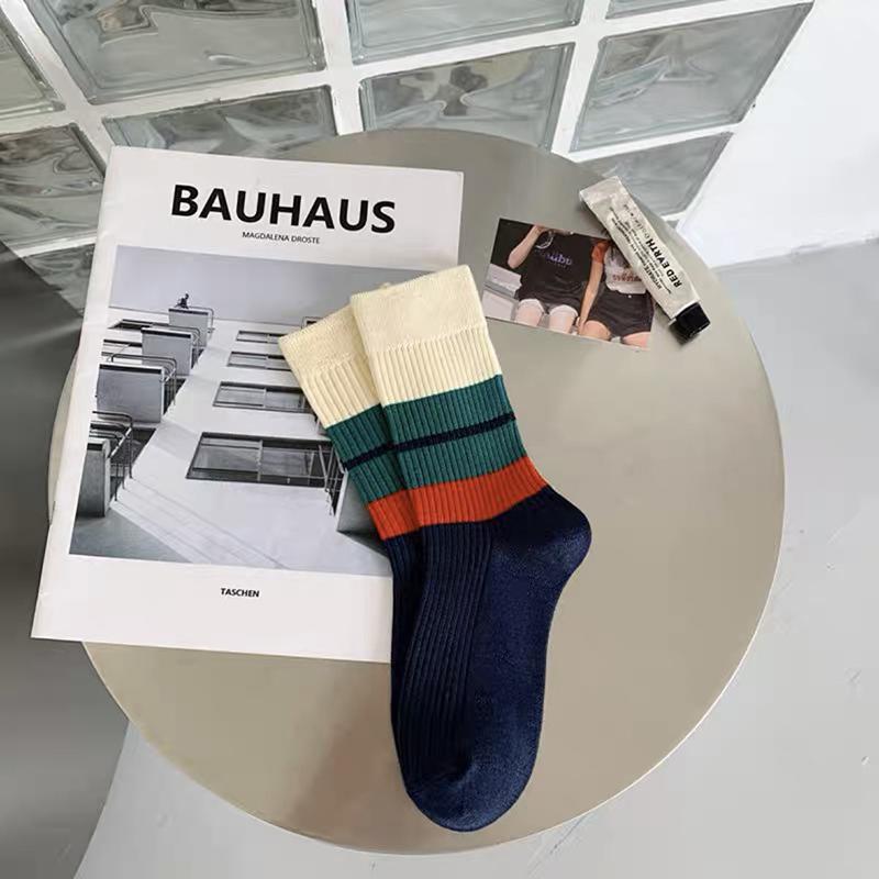 Sports Unisex Stockings Breathable Comfort Embroidery Japanese Vintage Socks Versatile