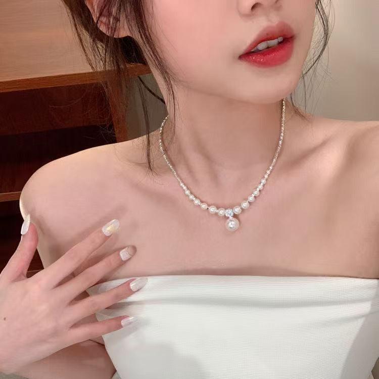 Female High-end Minimalist Temperament Collarbone Necklace