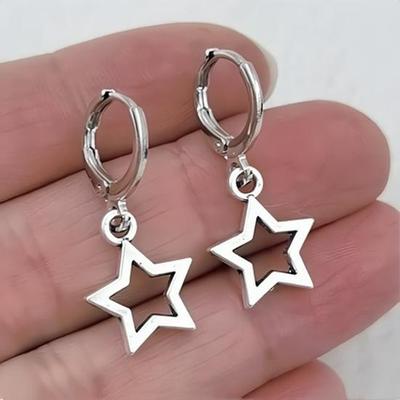 Women's European & American Five-Pointed Star Hollow Earrings - Creative and Stylish Design