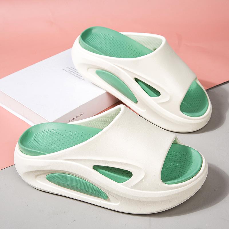 Móda KIDMI Módní dámské pantofle Venkovní EVA ploché sandály Nové plážové bazénové sprchové boty Protiskluzové Polstrované Silná podrážka Cloudové pantofle