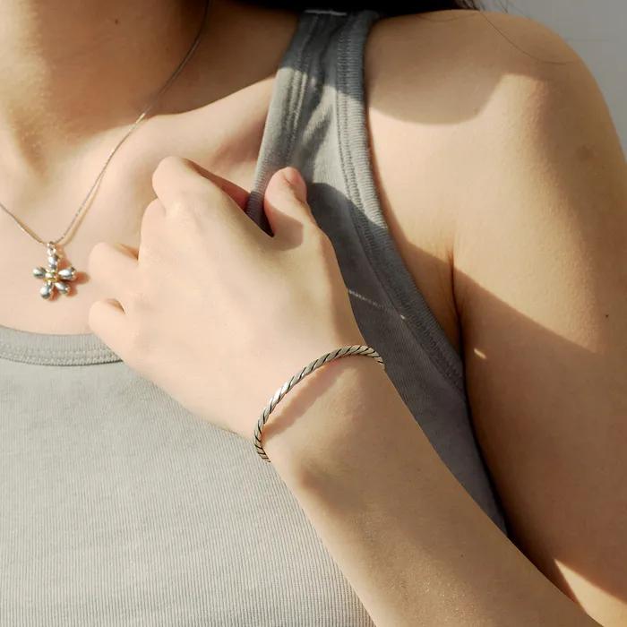 SIB-26SS5 925 Silver Cut Orbital Bangle Bracelet