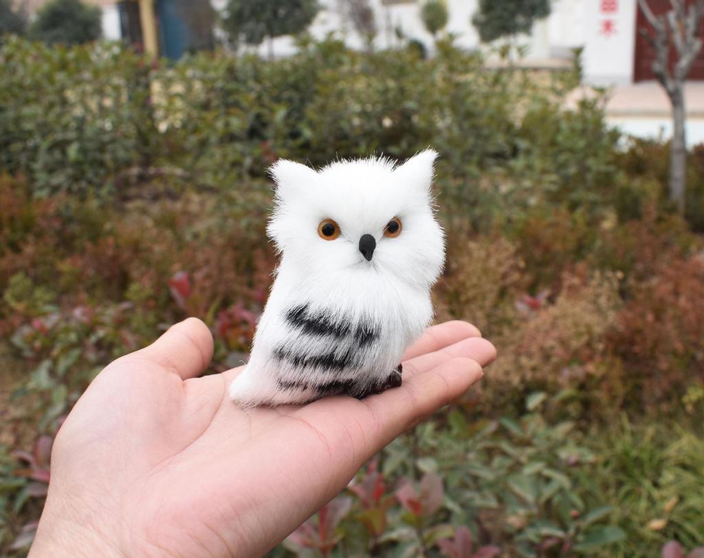 Owl Christmas Ornament: Animal Model for Tree or Party Decoration