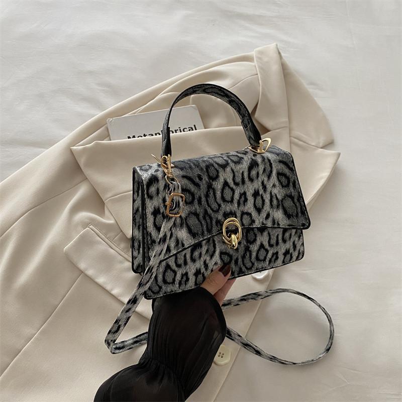 Unique Stylish 2024 Small Handbag Trendy Crossbody Bag With Magnetic Closure In Black And Brown