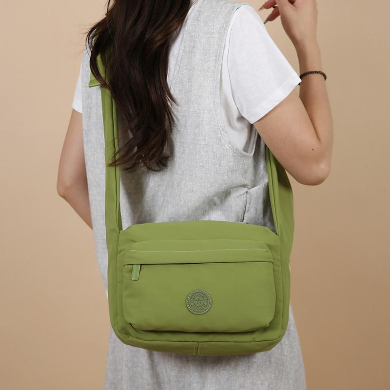 Multi-Compartment Lightweight Shoulder Bag Women's Commuter Bag