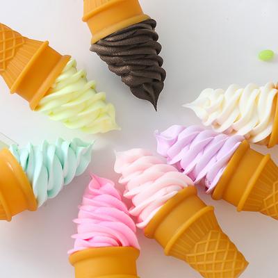 Modèle de Glace Croustillante Simulation Modèle Alimentaire Artificiel Réaliste Faux Aliments Dessert Cornet de Glace Accessoires Décoratifs pour Photographie