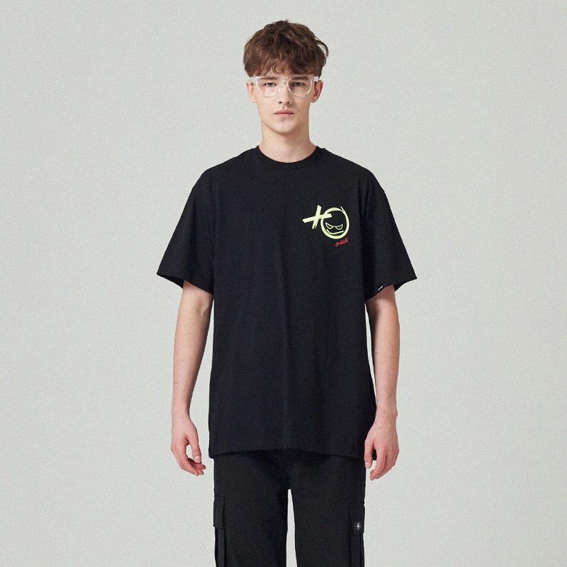 Ghost Street Smirk Print Short Sleeve T-Shirt - Black 1(S)