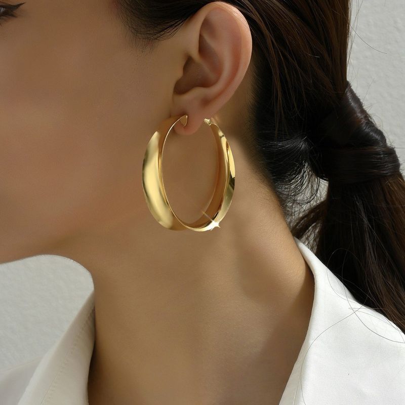 Accessible Luxury Fashion Simplicity and Exaggeration Glossy Metal Big Ear Ring