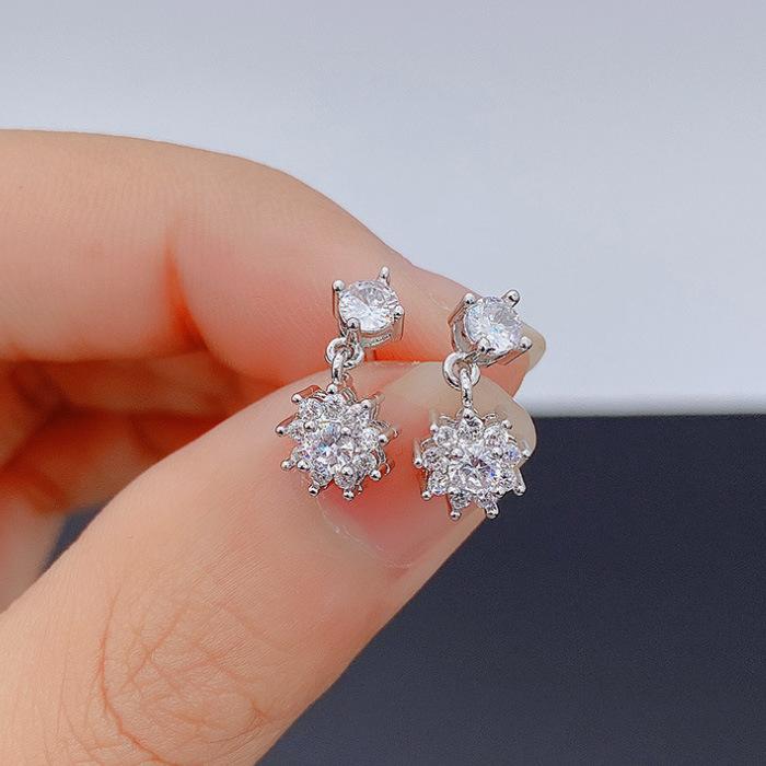 Popular Women'S Earrings Exquisite Zirconium Flower Earrings Personalized Small Versatile Stud Earrings Student White Collar
