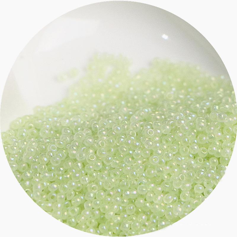 2mm Irisierende Glas-Samenperlen: Cremige Wolke für DIY Schmuck & Armbänder