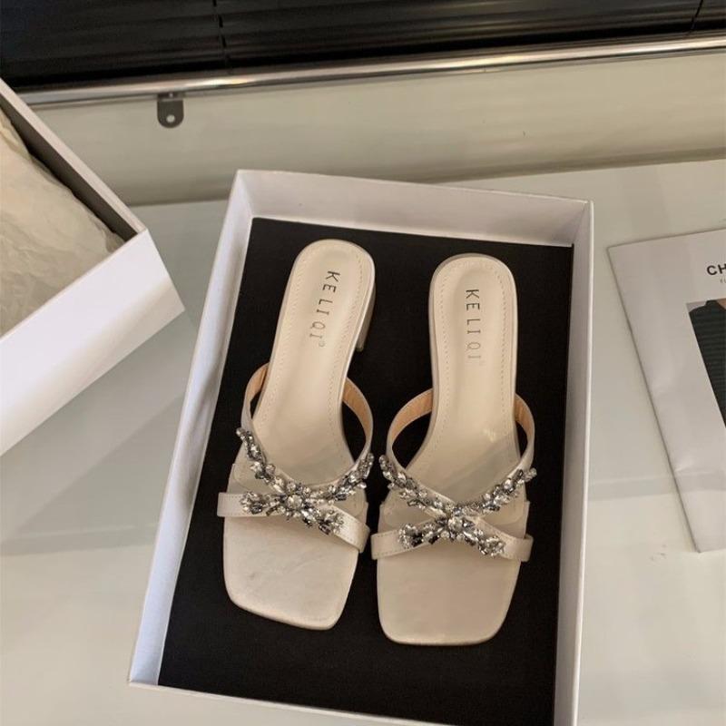 Fashion Hot Selling 2025 Summer Wear Rhinestone Crossover with Open Toe Square Toe Slippers for Women Small Block Heel Low Heel Slippers