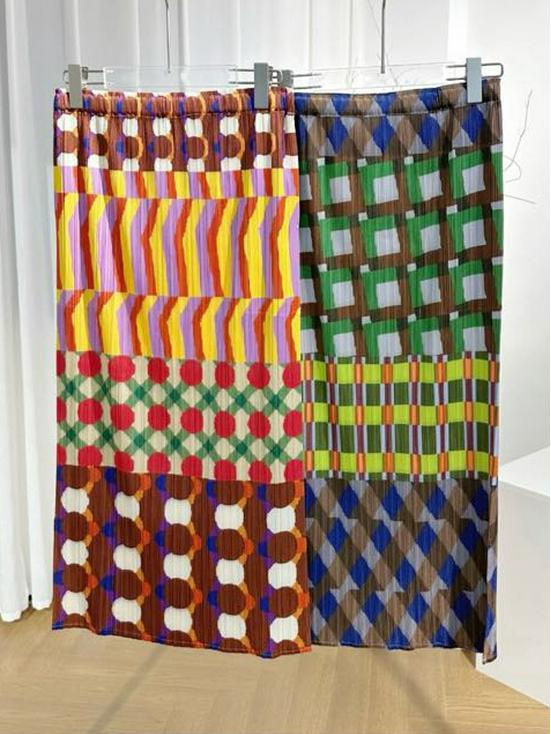 Miyake Women's Mid-Length Pleated Skirt - Elastic Waist, Spring/Summer