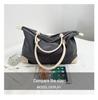 Versatile Large Capacity Casual Tote: Portable Single Shoulder Bag for Commuting or Short Trips