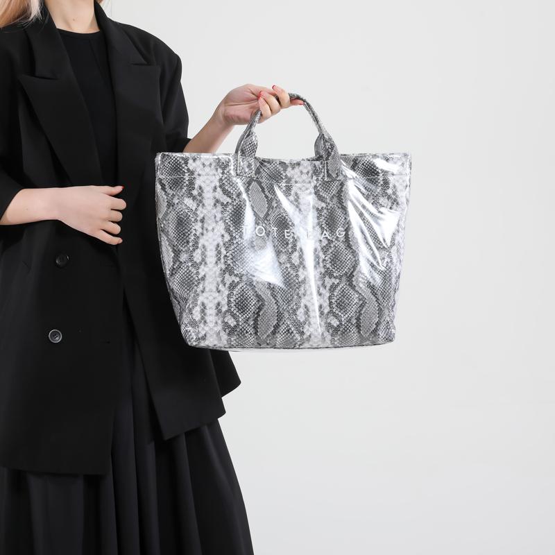 Женская ПУ Сумка Элегантная Сумка на Запястье Большая Вместимость Модная Ручная Сумка Змеиный Узор Сумка для Поездок Водонепроницаемая Сумка для Путешествий на Открытом Воздухе чёрный