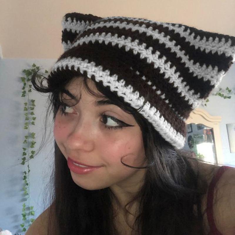 American-style cute cat-ear striped handmade knitted wool hat for women, new autumn and winter playful little devil headwrap hat