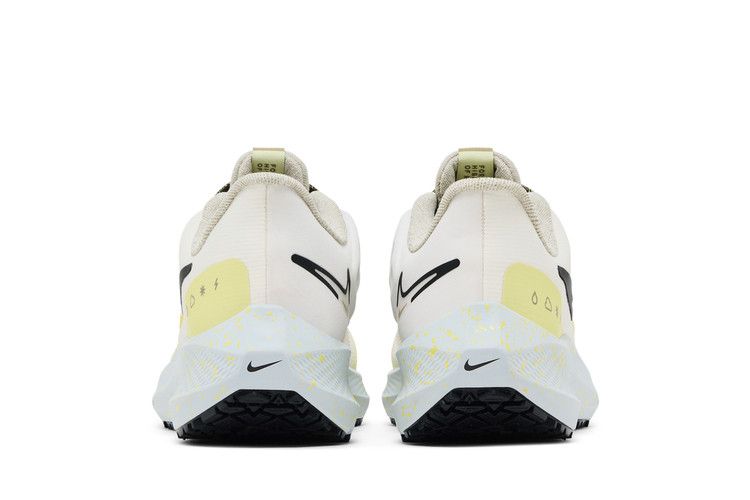 Women's Sneakers Nike Air Zoom Pegasus 39 Shield Pale Ivory Luminous Green (Women's)