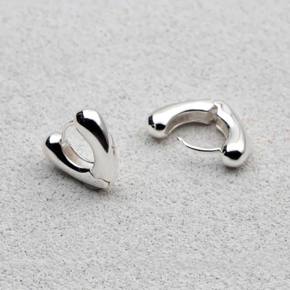 Women's Accessories Round V One-Touch Ring Earrings