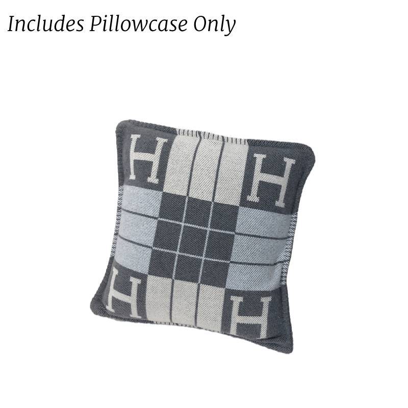 Modern And Simple Style Cashmere Blanket For Office Nap Sofa And Camping