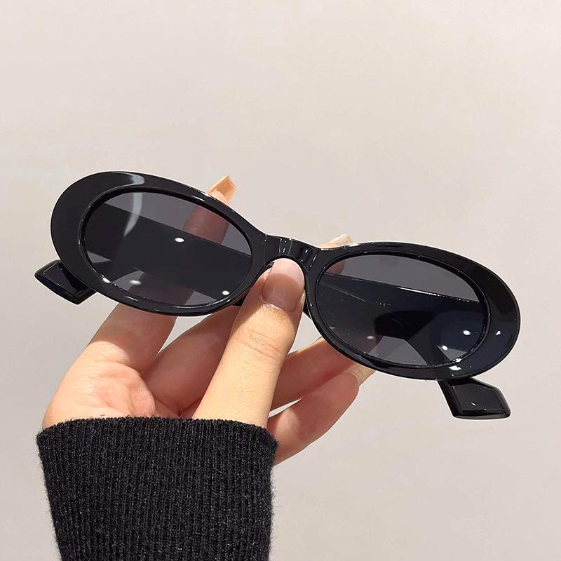 

Trendy Classic Oval Sun Glasses Glasses Ladies Luxury Designer Style Style Small Spectacle Frame Frame Trending Sun Eyeglasses For Men Travel Punk As The Picture