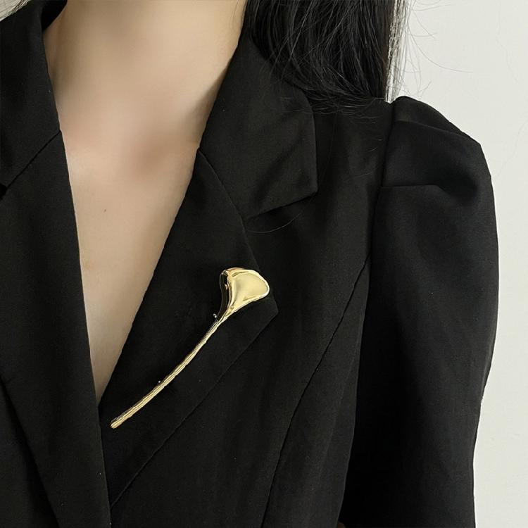 Detailed Nature Inspired Leaf Brooch Jewelry Lightweight Construction And Safe Stylish Suit Corsage Pin for Party