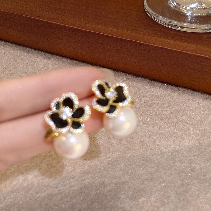 Women Fashion Commuter Black Flower Pearl Zircon Stud Earrings Jewelry