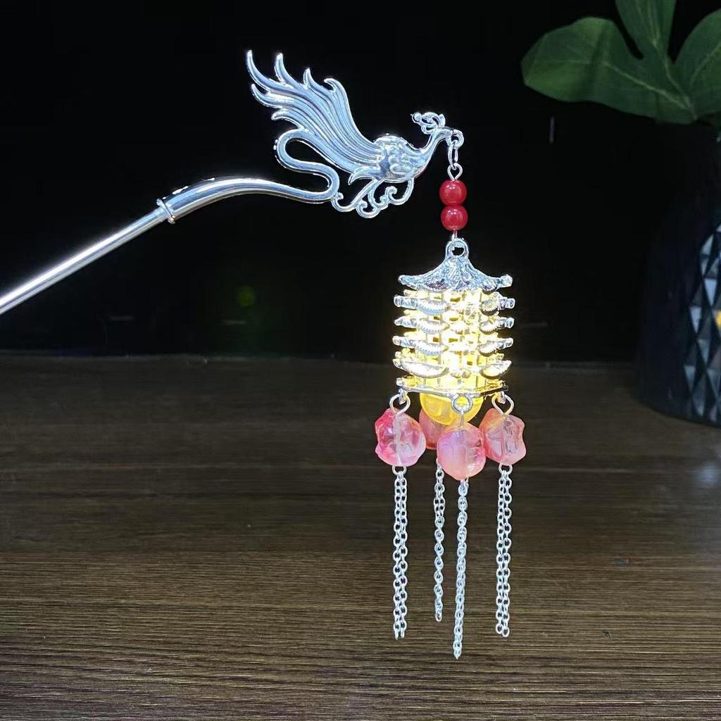Ancient Style Luminous Hairpin: High-End Alloy Lantern Design for Hanfu Skirts