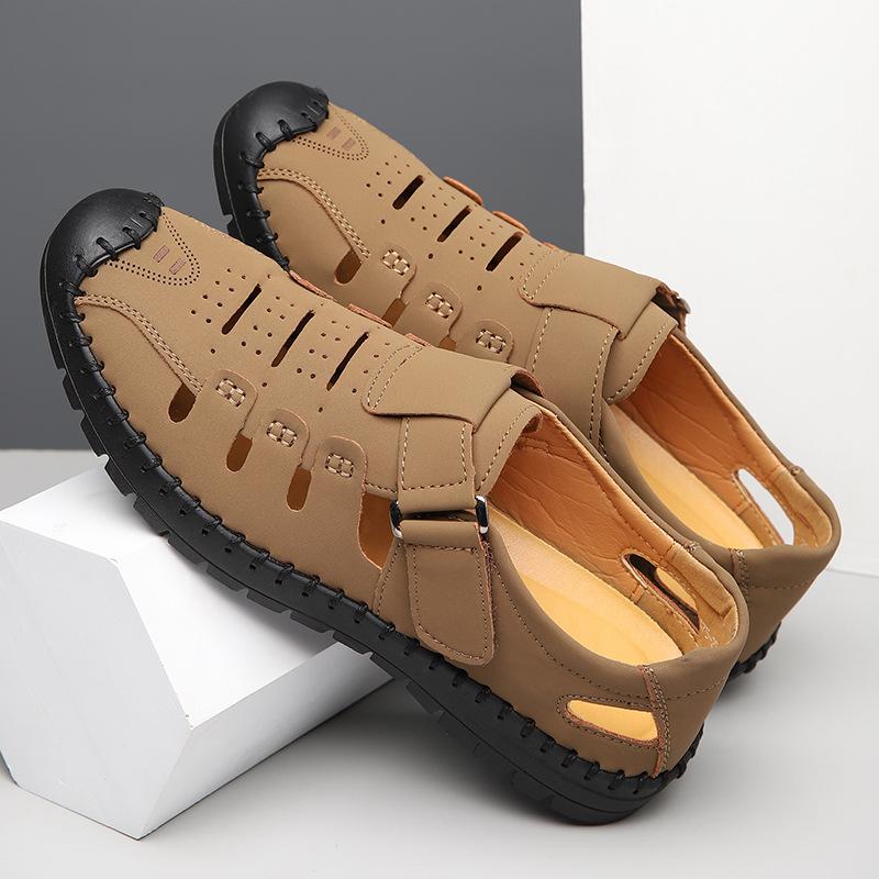 Sandals for Men High Quality Leather Sandals Summer Breathable Hollow Sandal Fashion Business Casual Sandals for Men Beach Shoes