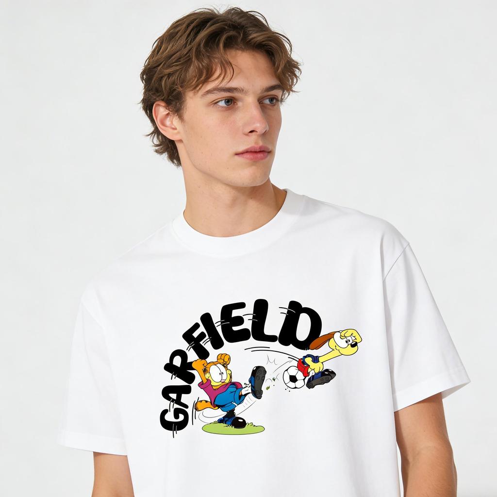 Garfield Football Fun Trendy T-Shirt! American Retro Loose-Fitting Short Sleeve, Unisex, Oversize Couple Tee