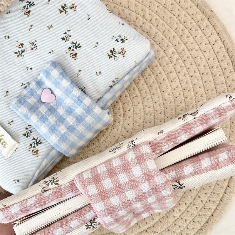 Sweet A6 Handmade Floral Print Jacket Book Cover Portable Ledger Notepad Diary Protective Case Book Storage Hanging Decoration