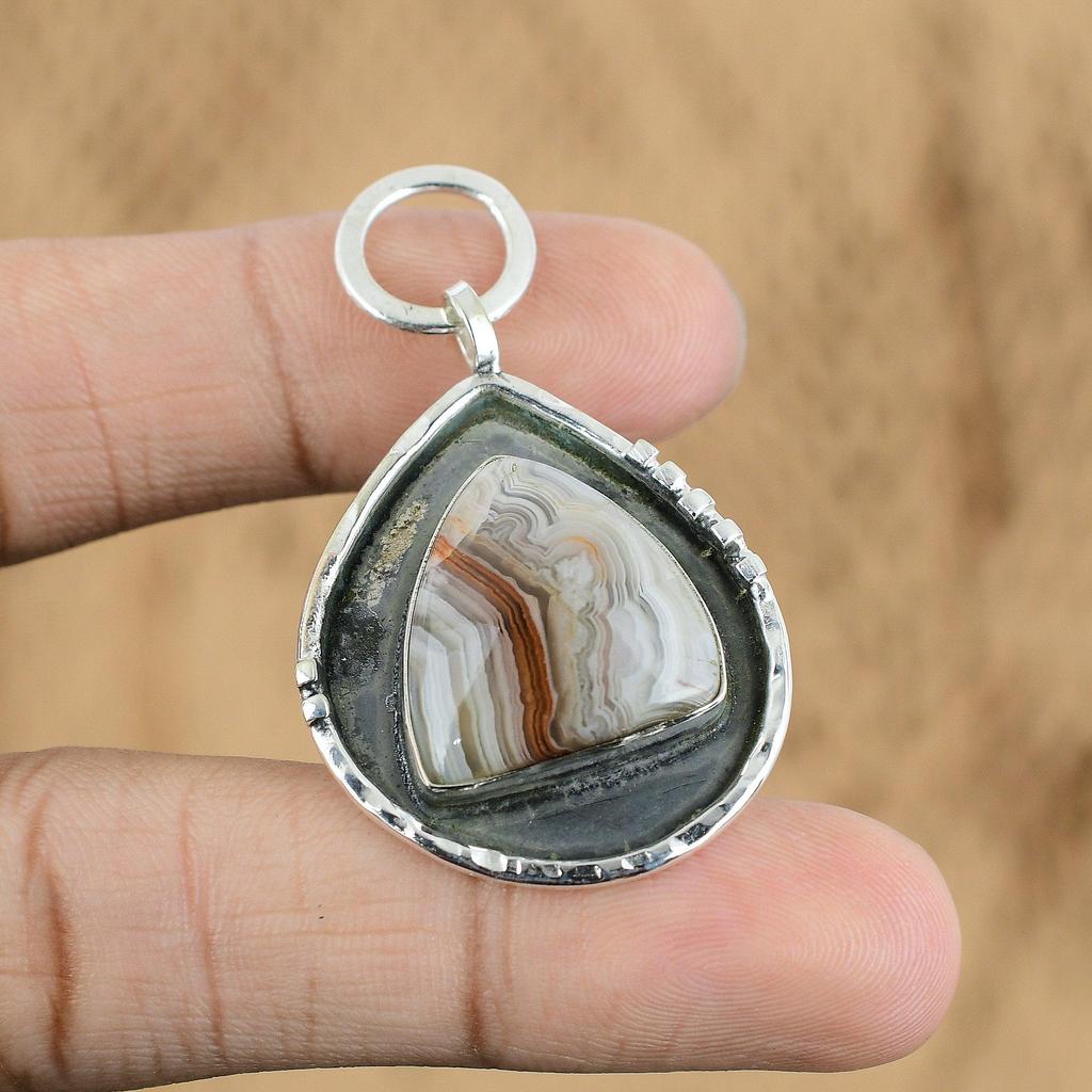 925 Sterling Silver Natural Mexican Laguna Lace Agate Daughter Pendant Jewelry