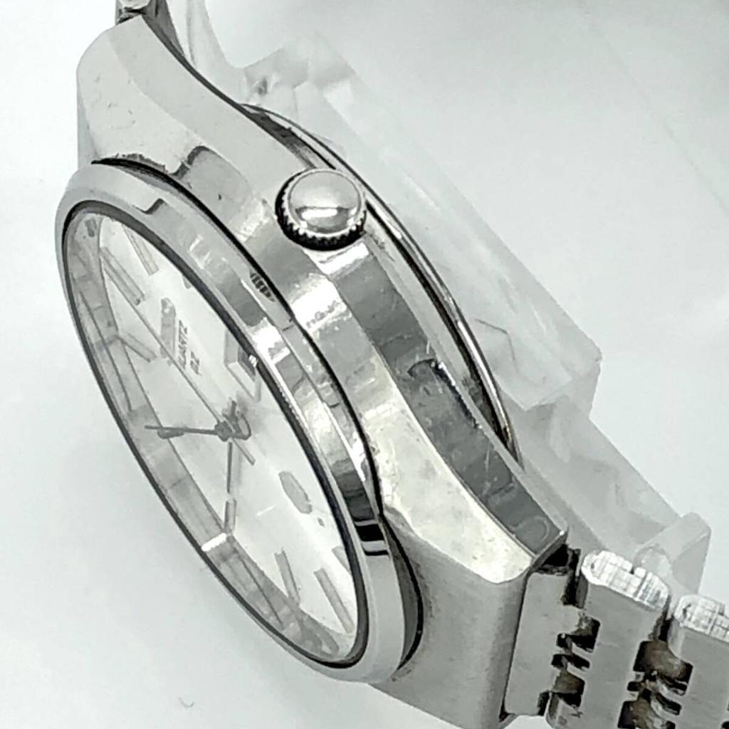 New battery Working SEIKO 1974 Silver Water-Resistant for Daily replaced. condition. 0923-8010 Quartz, model, 4N0582, Day-Date, Dial, Men's Watch