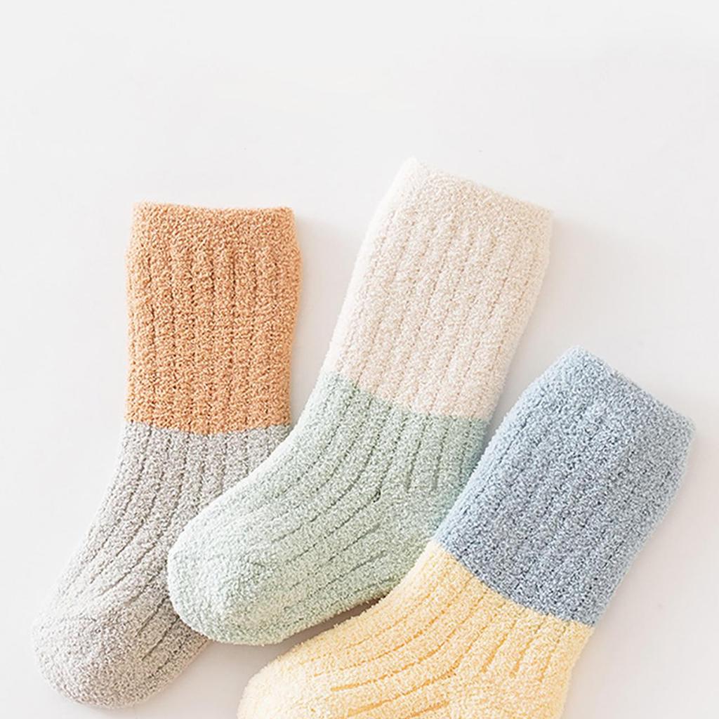 3 Paar Korallenvlies Babysocken Winter Warm Mittelhohe Socken für Säugling Kleinkind Patchwork Lockere Mündung Lange Socken