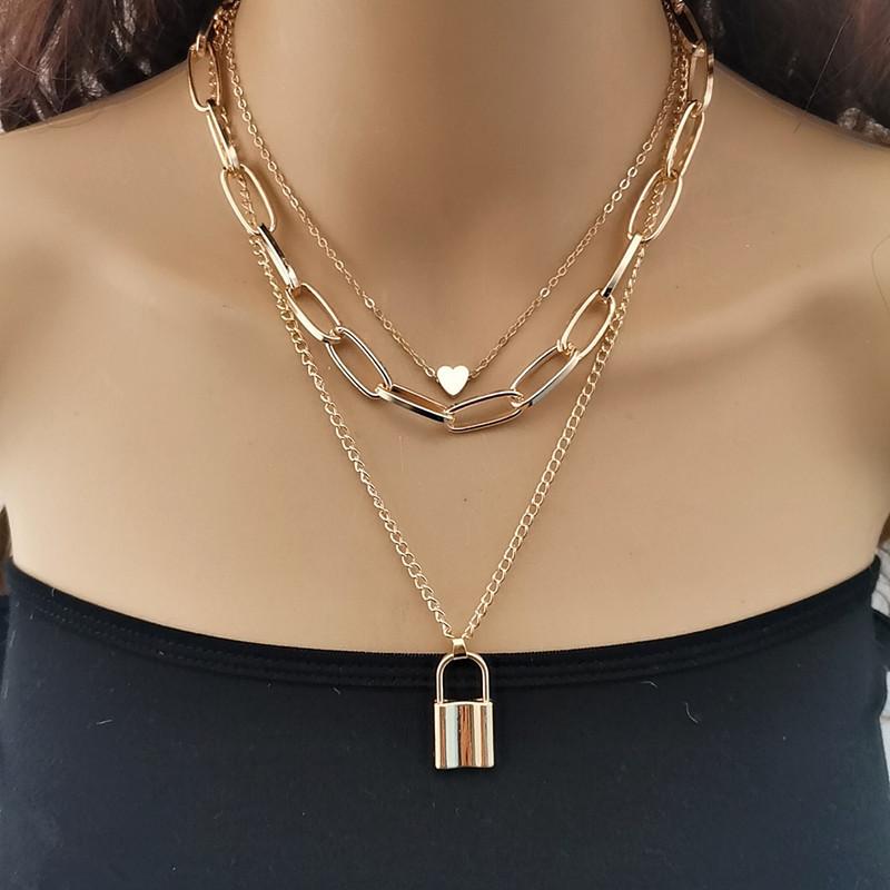 European and American Jewelry Retro Multi-layered Chain Peach Heart Necklace Fashionable Geometric Lock