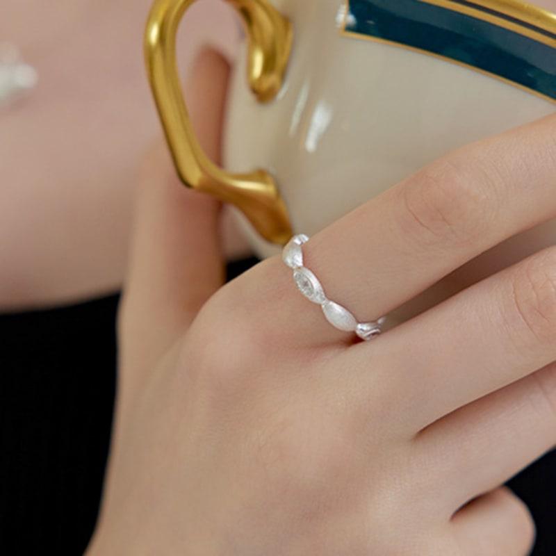 Lewe Point Clear Matte Ring