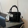 Exquisite Portable Small Bag Women 2025 New Fashion Versatile Messenger Bag Summer Popular Bucket Bag