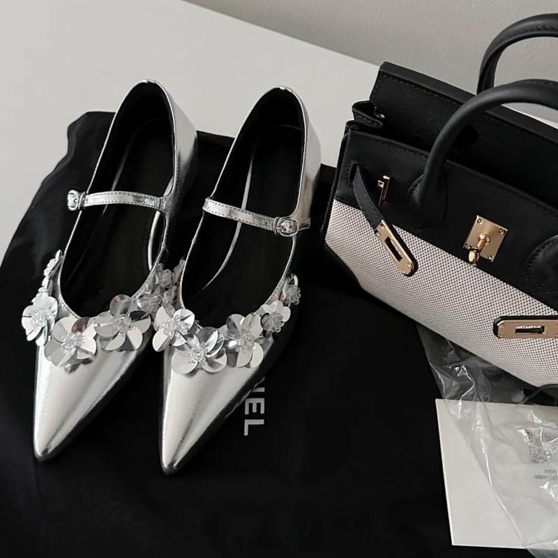 Pointed Silver Sequined Flower Mary Jane Women's Shoes One-word Buckle with Shallow Mouth Inner Height Increase Single Shoes