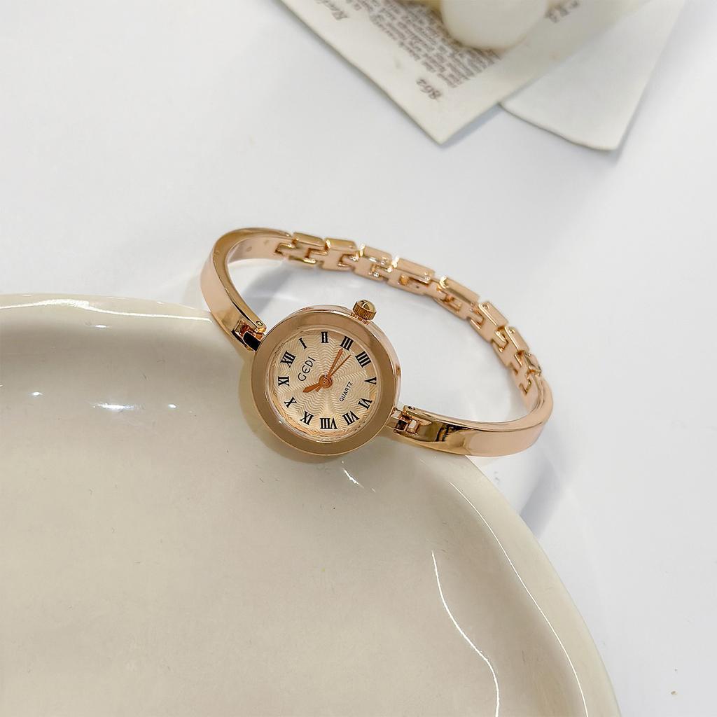 Watch for Women, Vintage Steel Strip, High-end Feel, Bracelet Style Small Dial, Quartz Original Ladies Watches Gift Promotion