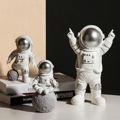Statues Miniatures Gift Spaceman Moon Sculpture Decorative Astronaut Figurines Astronaut Model