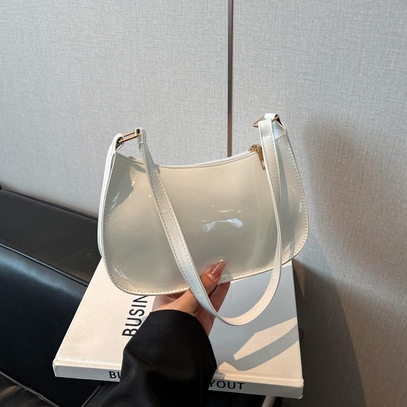 Summer New Popular Fashion Shoulder Armpit Bag Versatile Solid Color Gentle Handbag