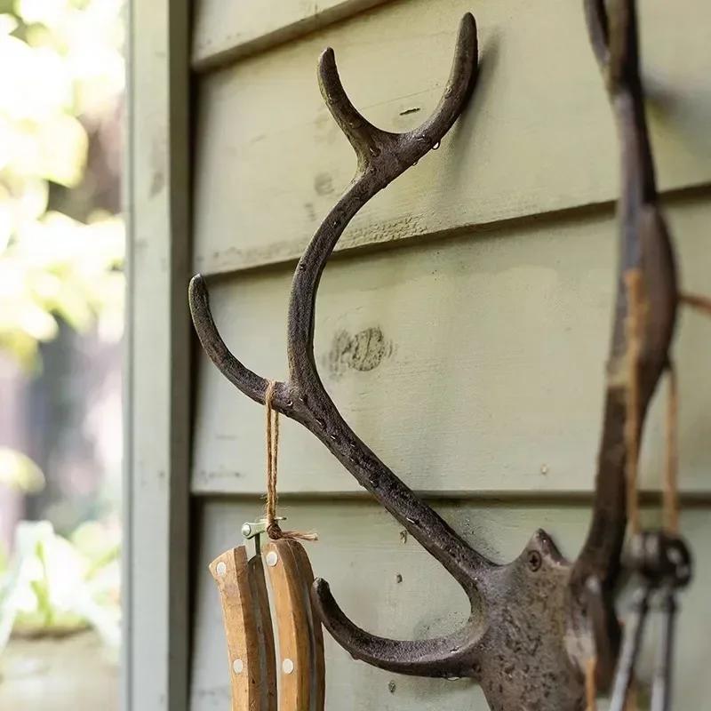 Metal Cast Iron Wall Storage Hooks for Storing Items Restaurant Bar Antlers Decorative Wall Hanging Retro Style Classical Hook