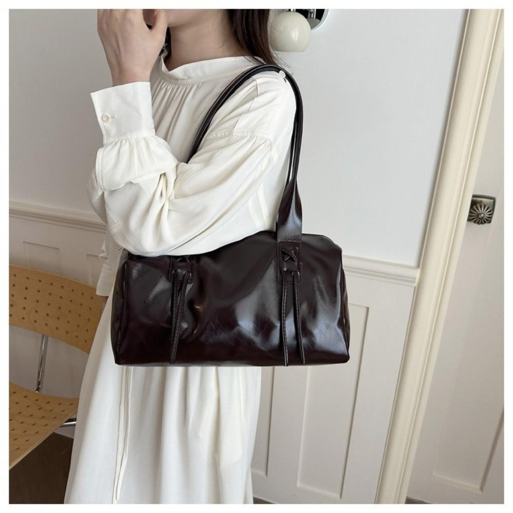 New Large Capacity Shoulder Bag Pillow Shaped Pu Leather Pillow Bag Zipper Closure Female Tote Bag