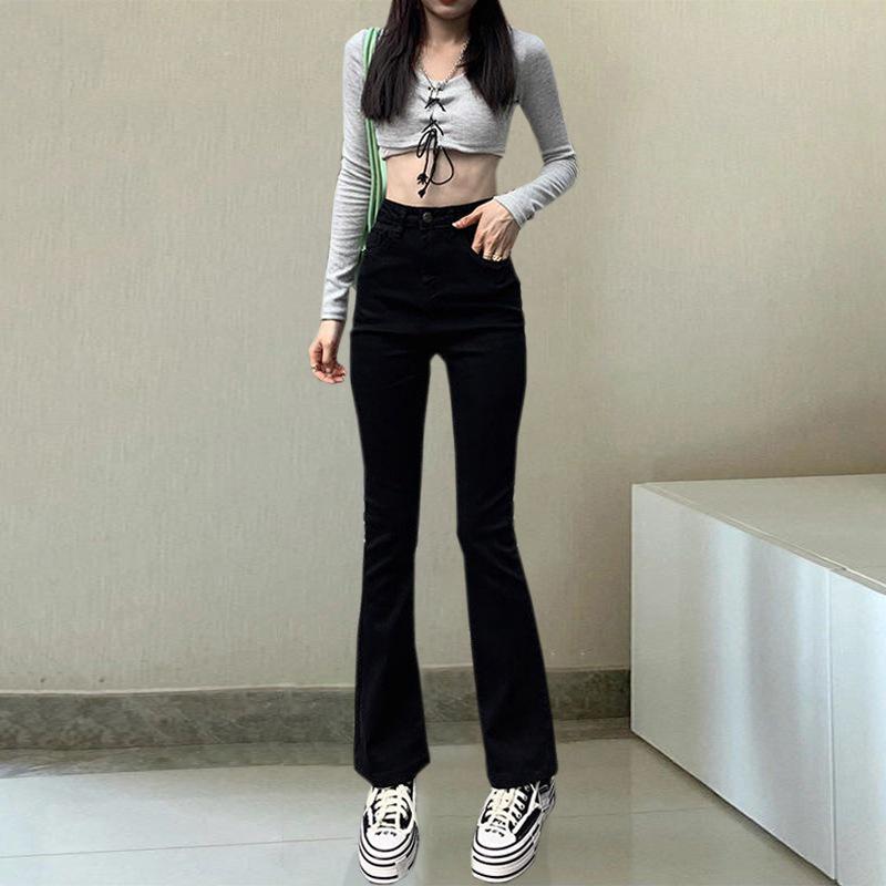 

Женские обтягивающие расклешенные джинсы с высокой талией — тренд весны/лета XL