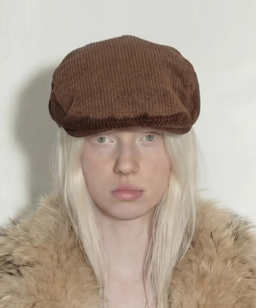 Eondeokeonteulolseutyudio Corduroy Hunting Cap Drive Hunting / Wave Cord / Br