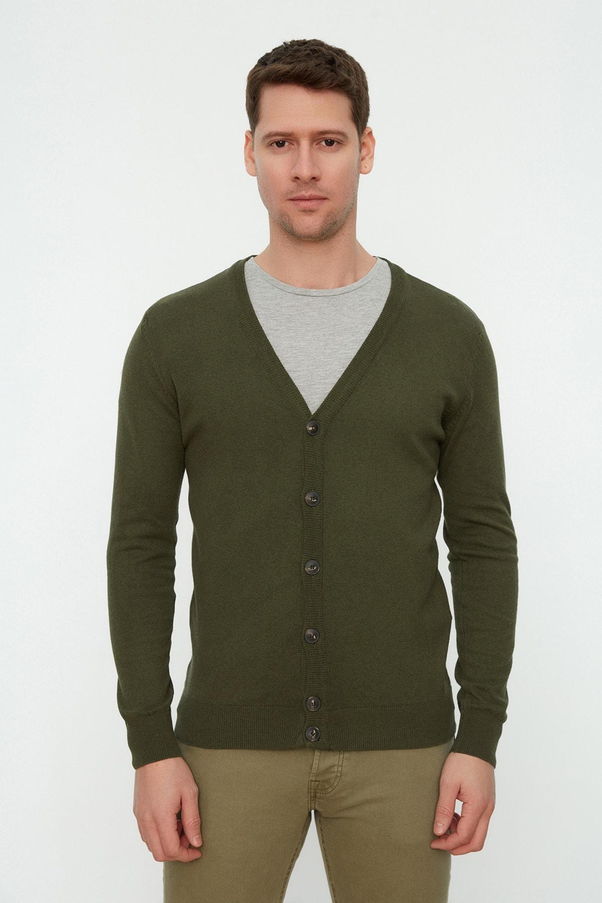 

Антрацитовый мужской трикотажный кардиган на пуговицах с V-образным вырезом TMNAW21HI0274..