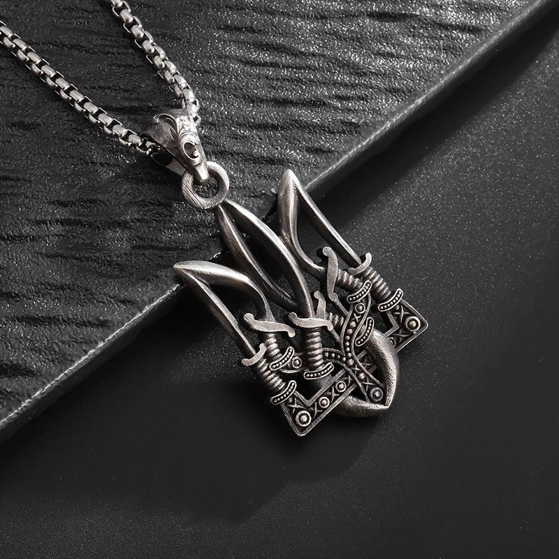 

Вінтажна necklace Посейдона з тризубом та кулоном-емблемою України Чоловічий модний аксесуар срібний