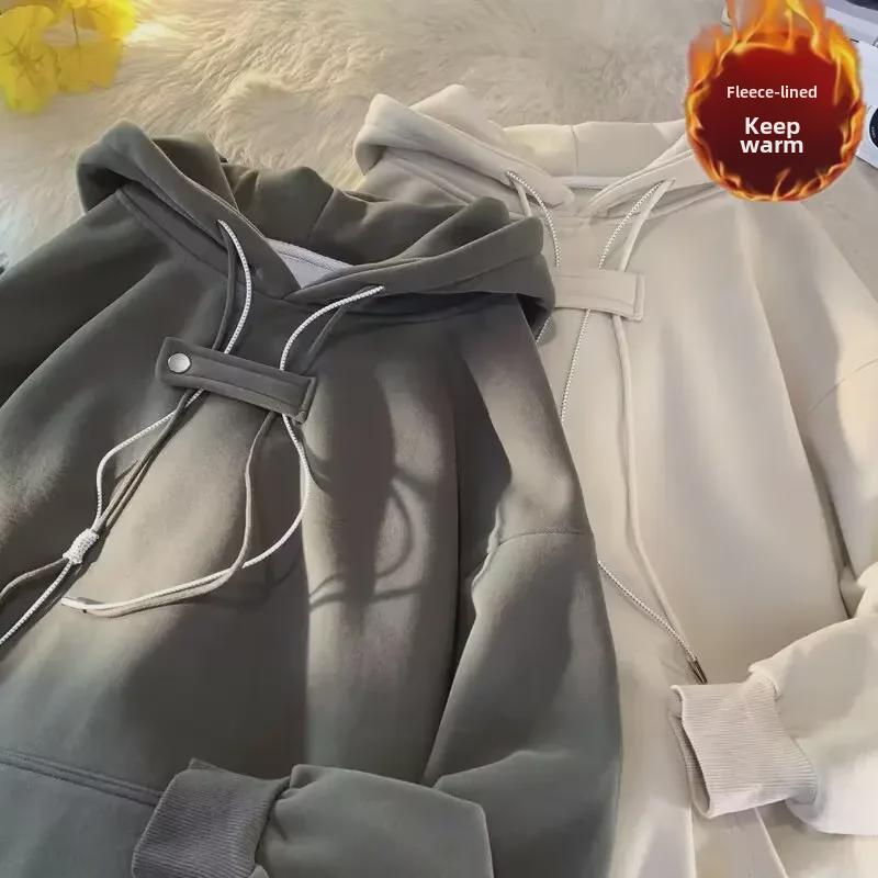 Męska bluza z kapturem oversize w stylu amerykańskim z pogrubionym aksamitem - Modna, luźna kurtka zimowa