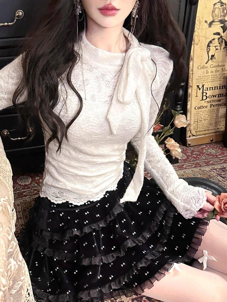 Chic Lace Slim Long Sleeve Top with Bow Design – Autumn/Winter Versatile Solid Color Sweet Base Layer