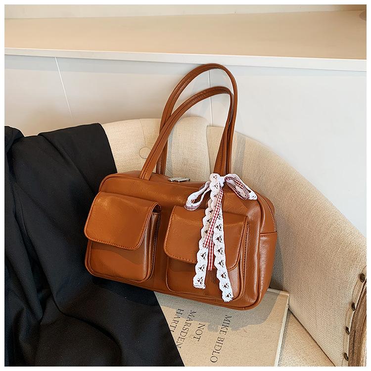 Premium bag 2025 new autumn versatile exquisite underarm bag women's fashion bowling bag casual shoulder bag